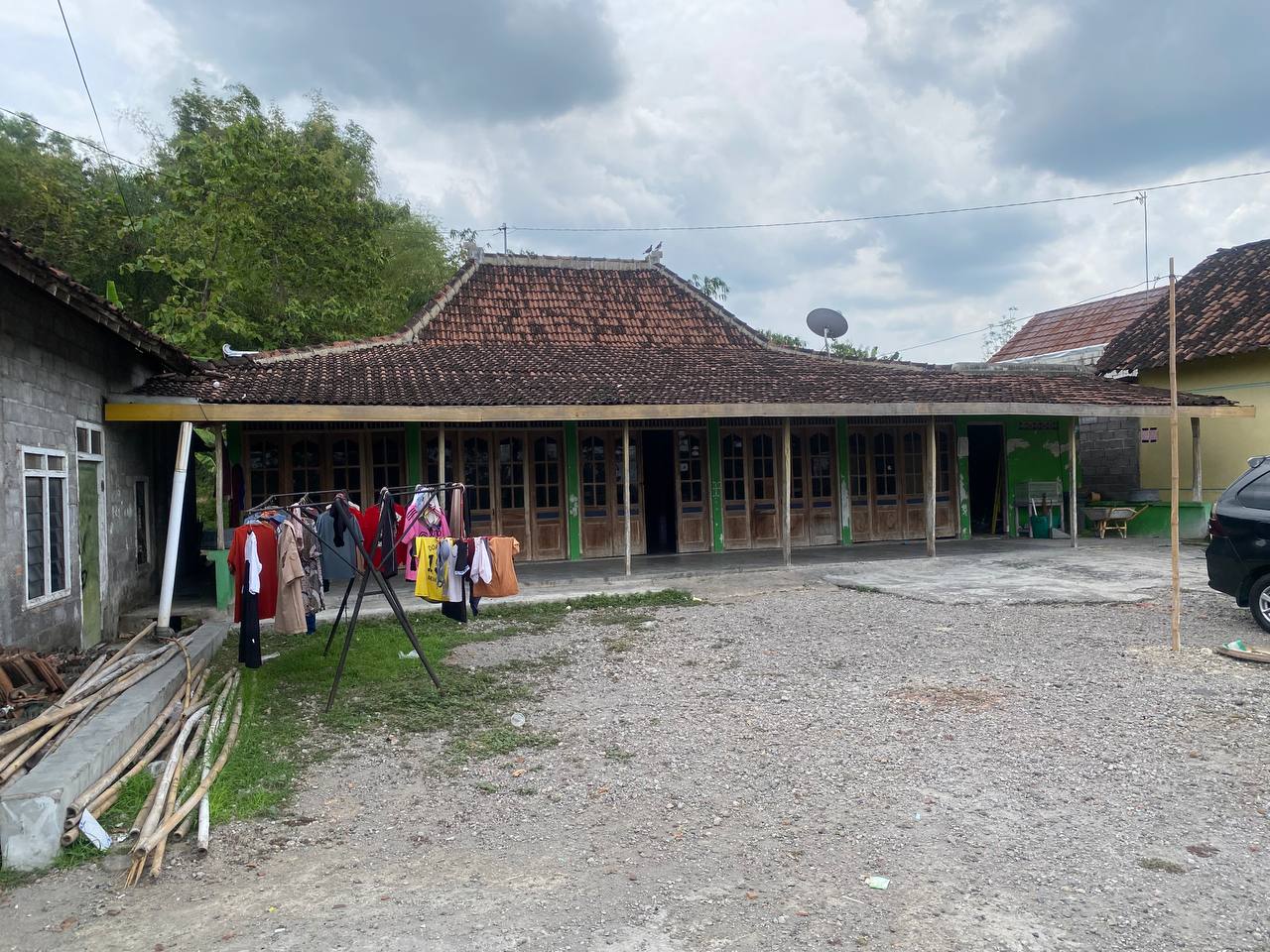 TANAH DAN BANGUNAN ( RUMAH ) - thumbnail 2