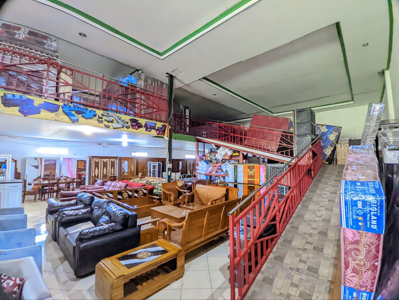 TANAH DAN BANGUNAN ( RUMAH DAN TOKO ) - thumbnail 8