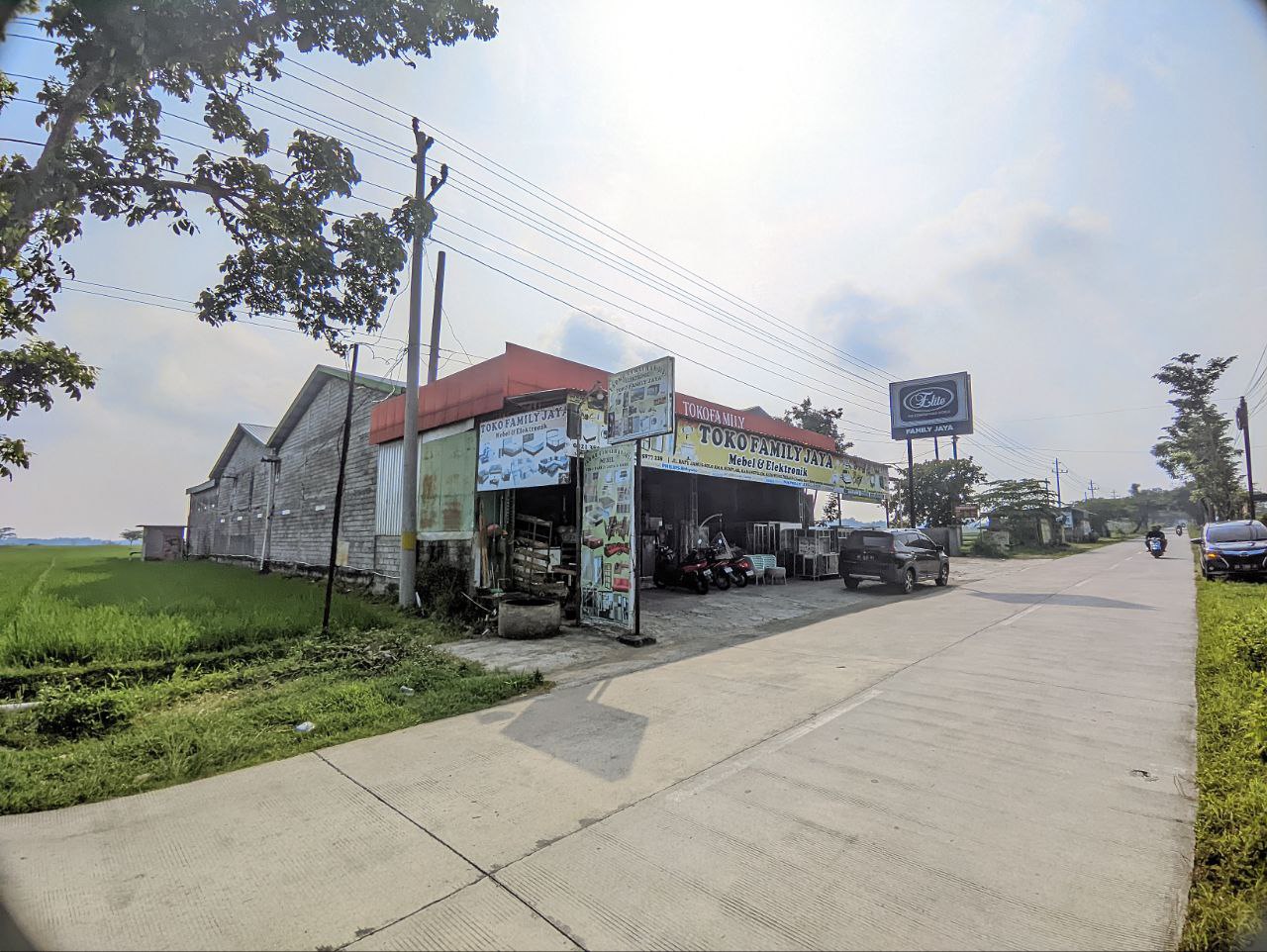 TANAH DAN BANGUNAN ( RUMAH DAN TOKO )